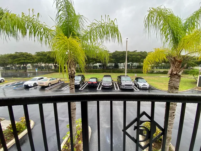 $2,300 | 1600 Crestwood Court South, Unit 1603, Royal Palm Beach, FL 33411