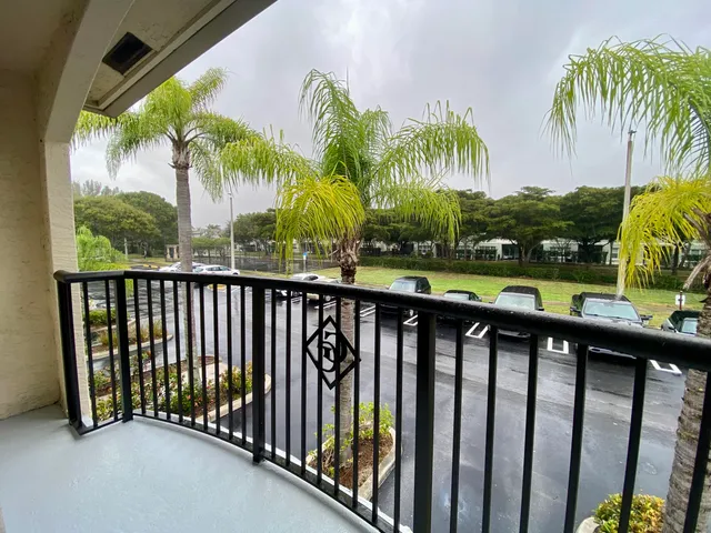 $2,300 | 1600 Crestwood Court South, Unit 1603, Royal Palm Beach, FL 33411