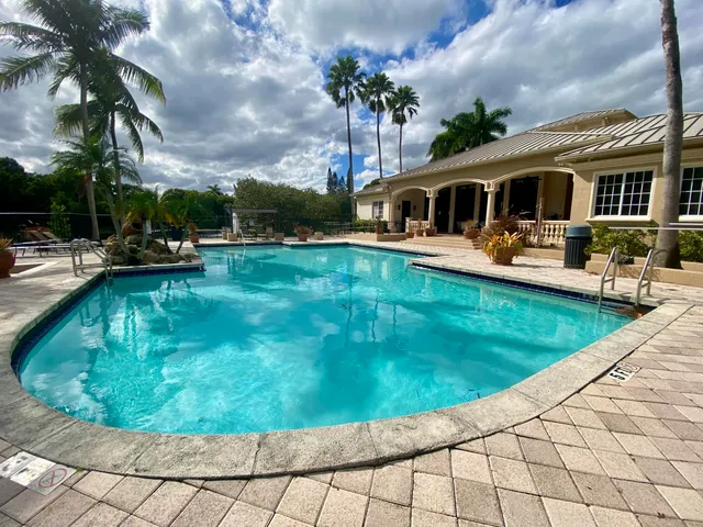 $2,300 | 1600 Crestwood Court South, Unit 1603, Royal Palm Beach, FL 33411