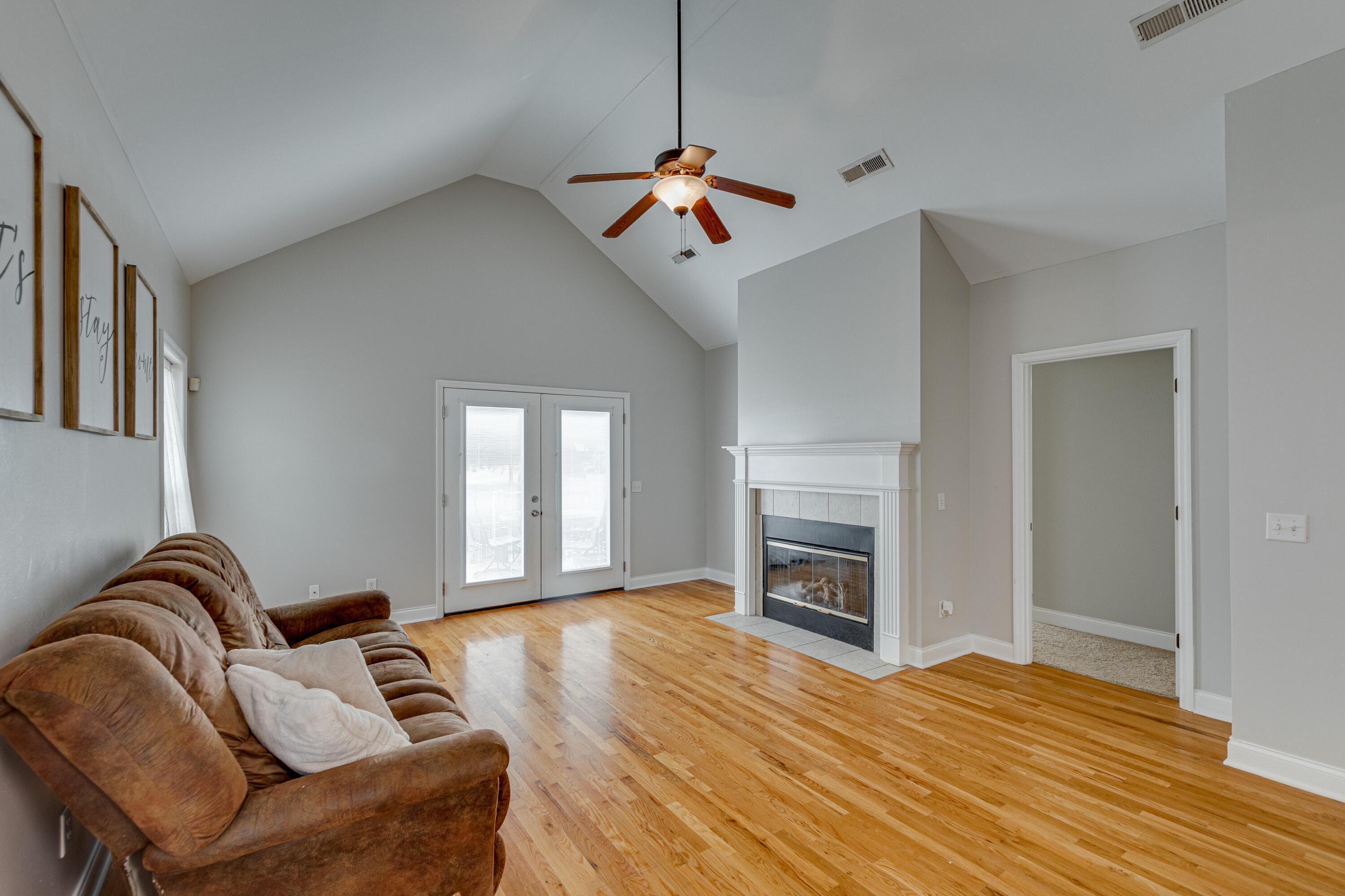 96 Battle Farm Court Rock Spring, GA 30739 - Photo 5 of 23 96 Battle Farm Ct-11