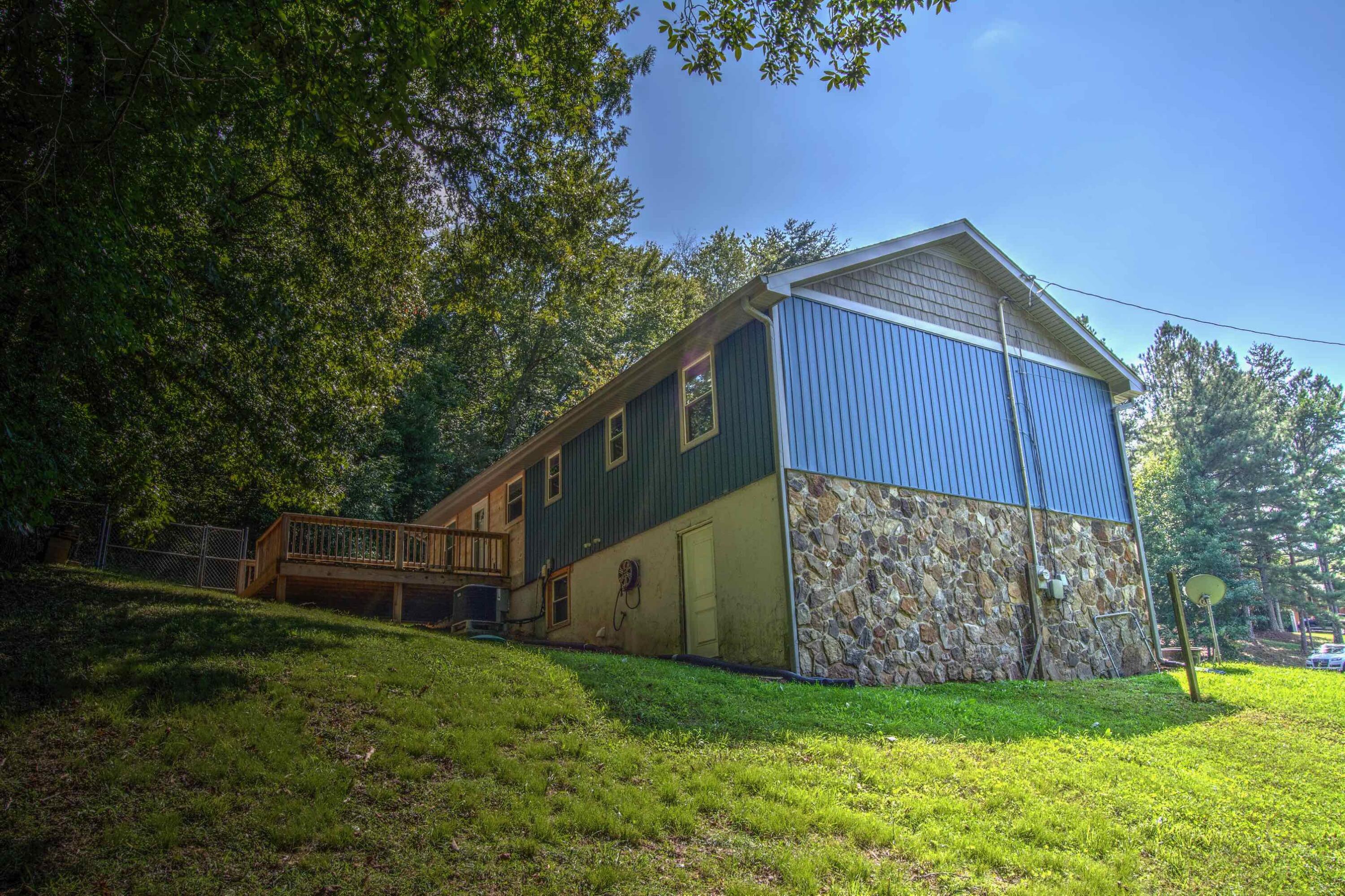 141 Harbour Lane Ringgold, GA 30736 - Photo 36 of 50 Camera38