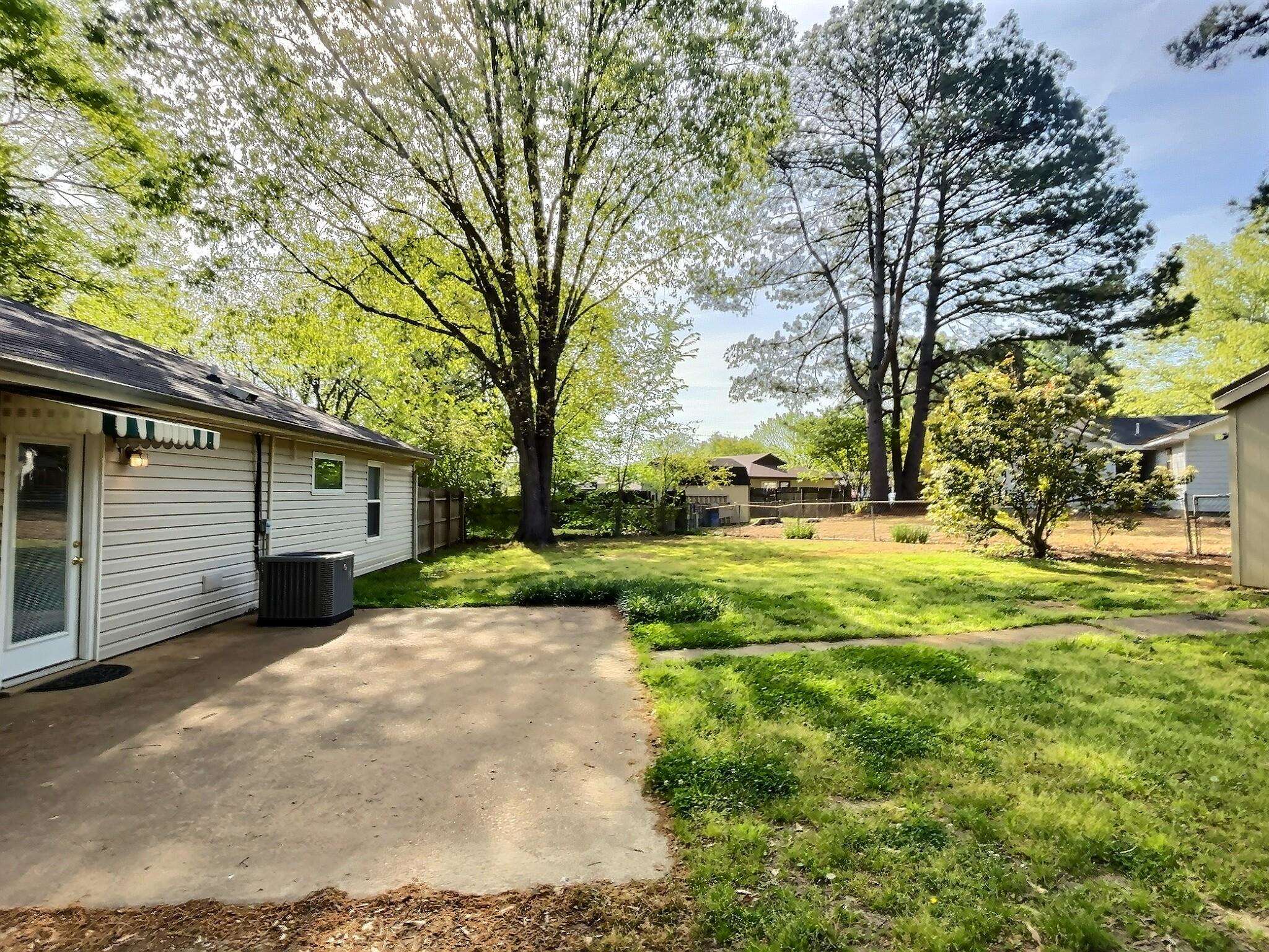 495 Greenview Cove Collierville, TN 38017 - Photo 17 of 18