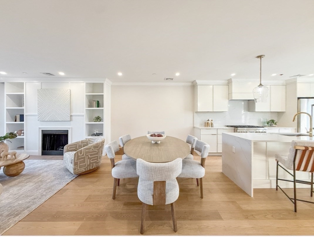 667 Tremont Street, Unit PH Boston, MA 02118 - Photo 5 of 11