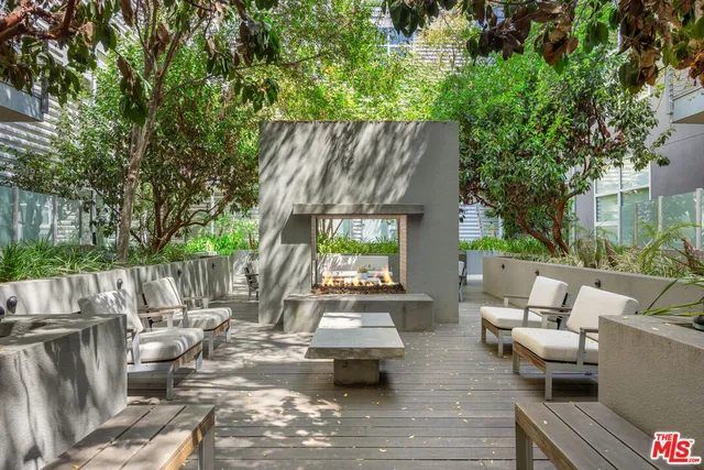 a view of outdoor space yard and patio