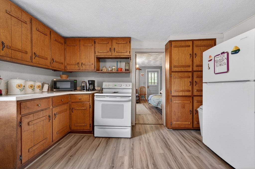 622 Soapstone Road Galax, VA 24333 - Photo 14 of 68 Gallery Image 14