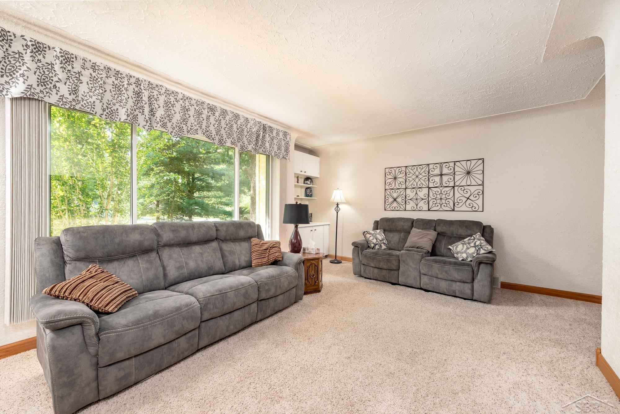 2641 East Bombay Road Midland, MI 48642 - Photo 17 of 78 50158501-44341339-2357-4b56-a131-2a5275d128a6.JPG