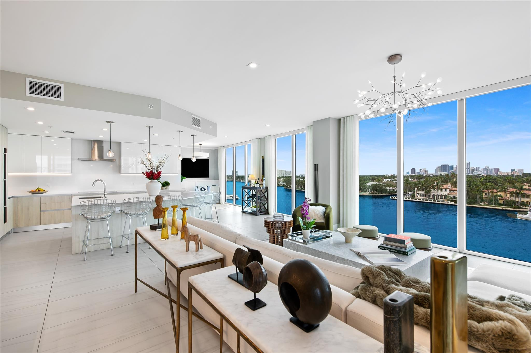321 North Birch Road, Unit 603 Fort Lauderdale, FL 33304 - Photo 12 of 64 Photo 14