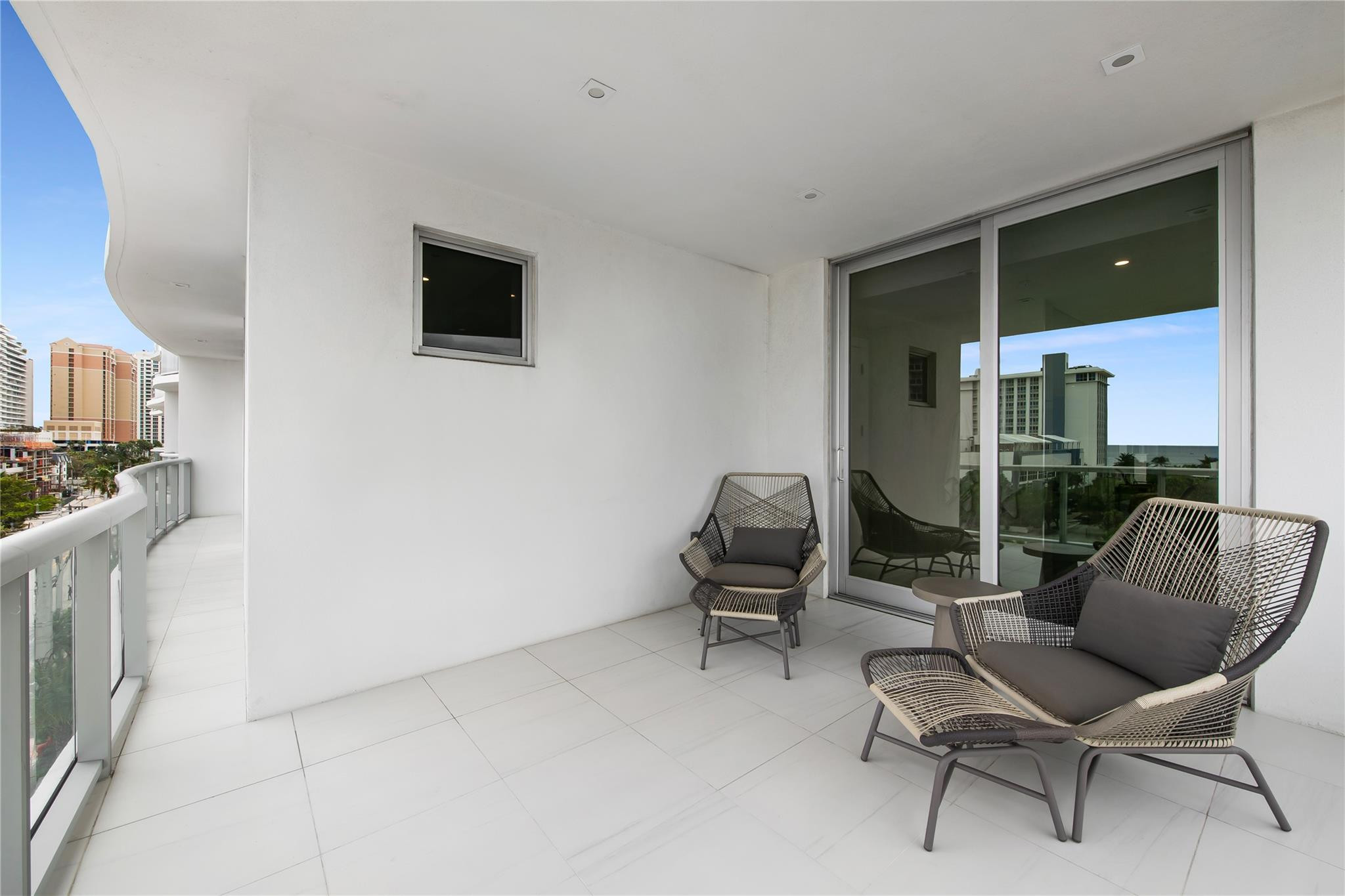 321 North Birch Road, Unit 603 Fort Lauderdale, FL 33304 - Photo 35 of 64 Photo 37