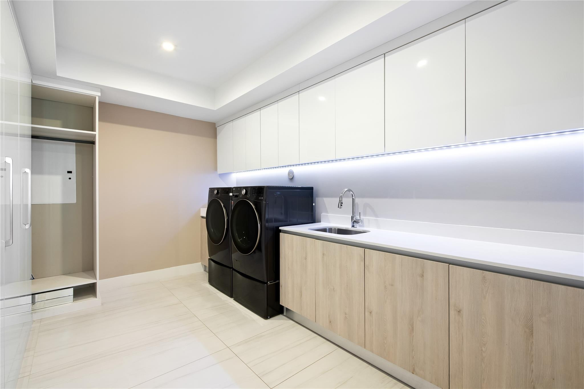 321 North Birch Road, Unit 603 Fort Lauderdale, FL 33304 - Photo 42 of 64 Photo 44