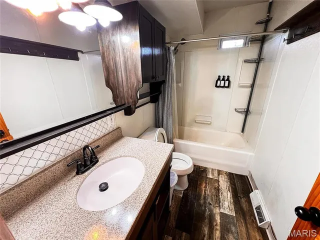 $159,900 | 1505 Shelley Drive, Vandalia, IL 62471