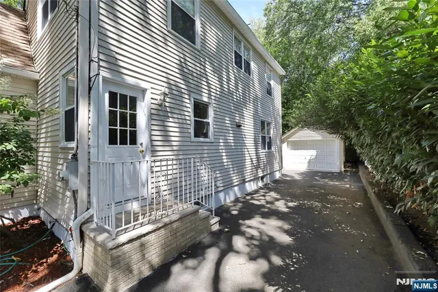 $4,700 | 39 Park Avenue, Cresskill, NJ 07626