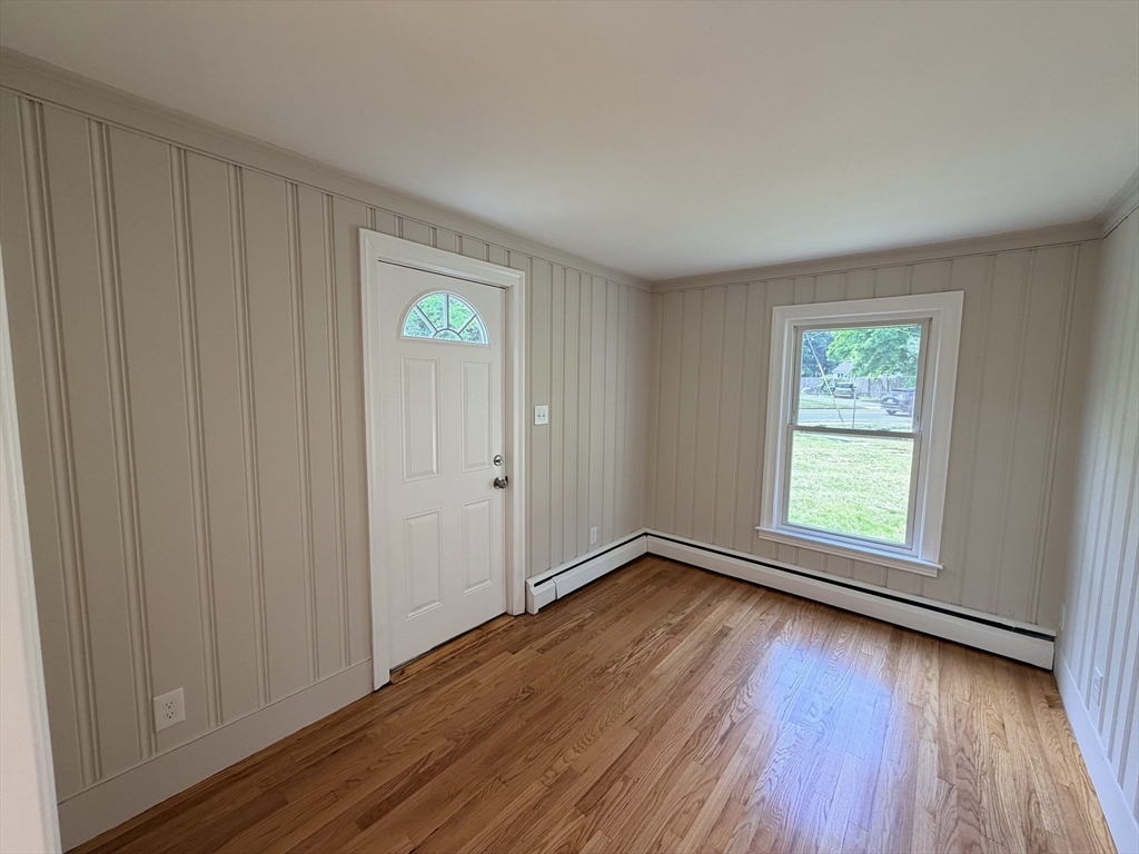 103 Brook Street Clinton, MA 01510 - Photo 6 of 18