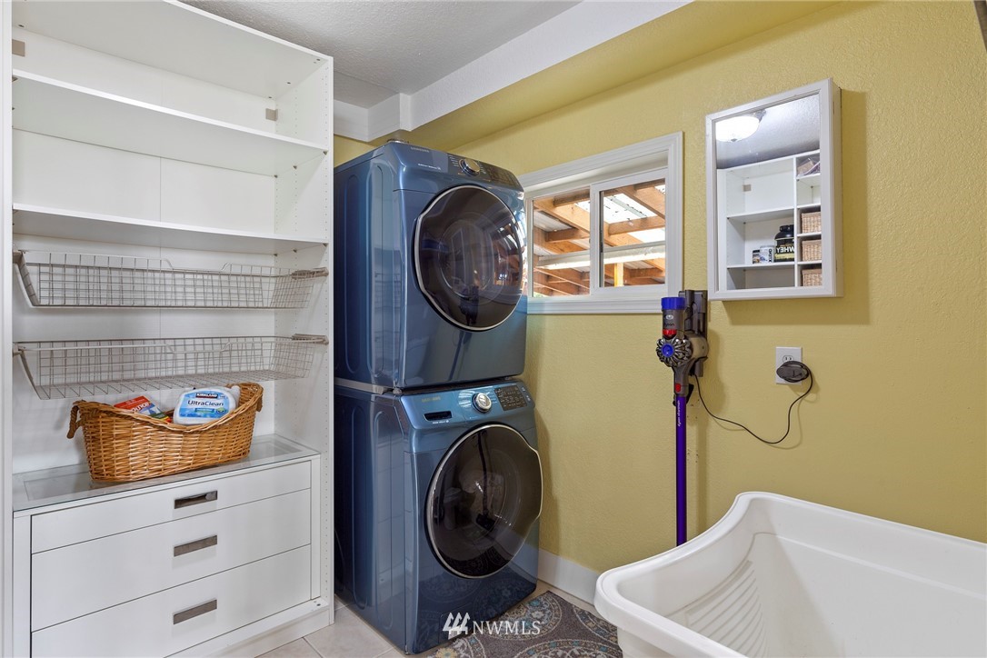 6010 Church Road Ferndale, WA 98248 - Photo 11 of 40 Gallery Image 11