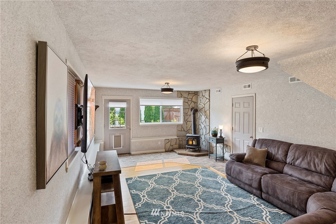 6010 Church Road Ferndale, WA 98248 - Photo 13 of 40 Gallery Image 13