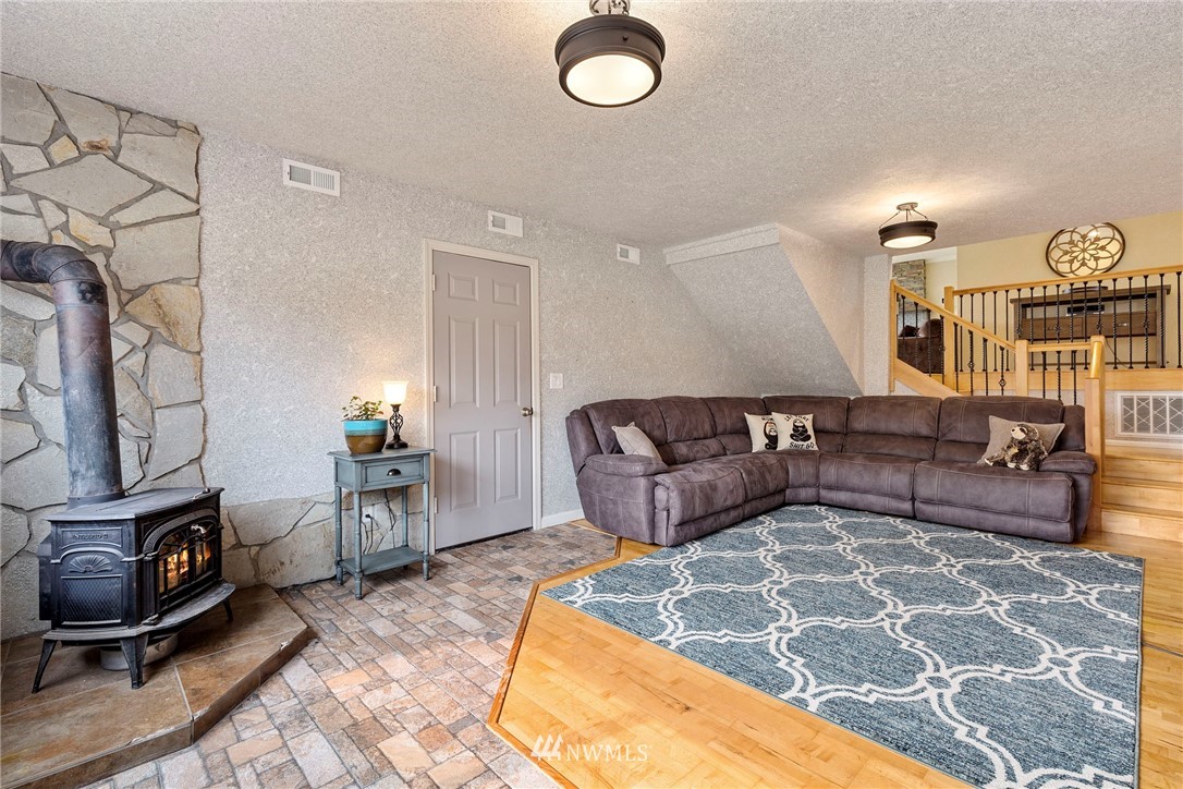 6010 Church Road Ferndale, WA 98248 - Photo 14 of 40 Gallery Image 14