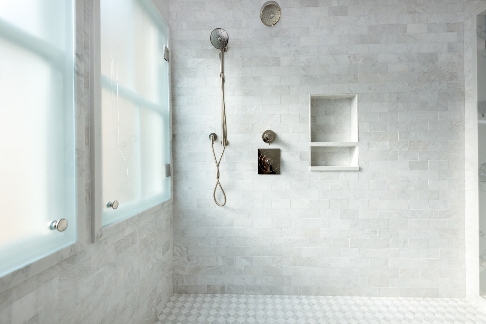 15 Deer Run Road Nantucket, MA 02554 - Photo 30 of 62 a bathroom with a shower