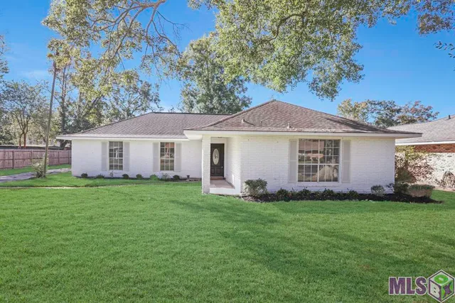 $1,975 | 1117 East Lynne Street, Gonzales, LA 70737