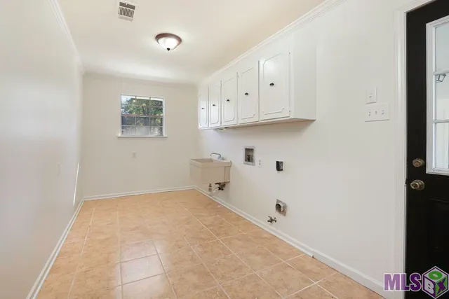 $1,975 | 1117 East Lynne Street, Gonzales, LA 70737