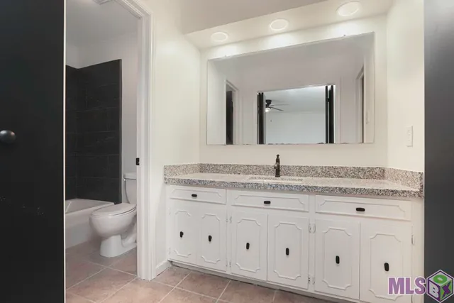 $1,975 | 1117 East Lynne Street, Gonzales, LA 70737