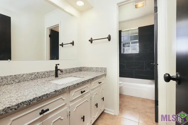 $1,975 | 1117 East Lynne Street, Gonzales, LA 70737