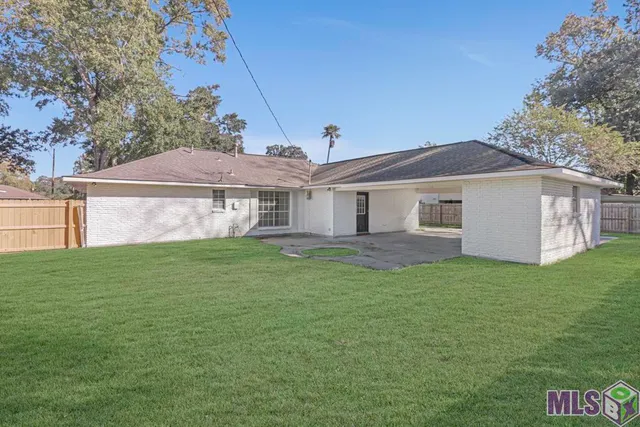 $1,975 | 1117 East Lynne Street, Gonzales, LA 70737