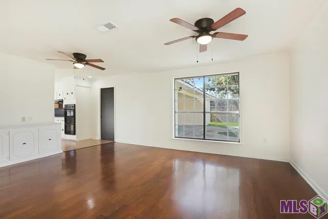 $1,975 | 1117 East Lynne Street, Gonzales, LA 70737