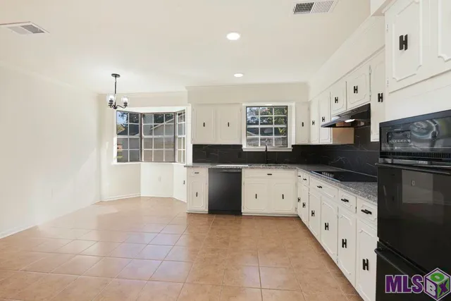 $1,975 | 1117 East Lynne Street, Gonzales, LA 70737