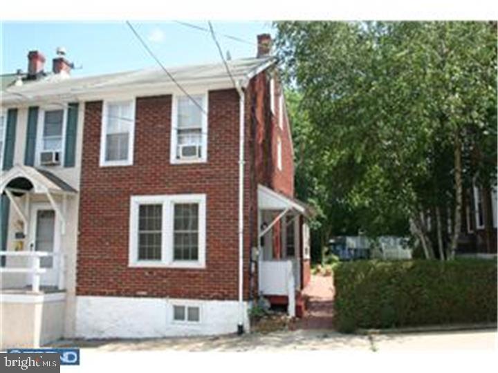 122 Chestnut Street Spring City, PA 19475 - Photo 2 of 16