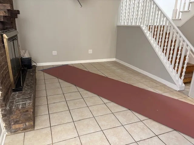 $2,600 | 201 East Rose Street, Glenwood, IL 60425