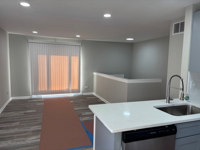 201 East Rose Street Glenwood, IL 60425 - Photo 7 of 49