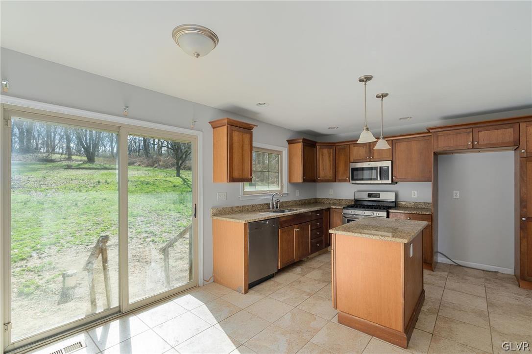 5030 Chestnut Hill Road Center Valley, PA 18034 - Photo 13 of 29 Gallery Image 13
