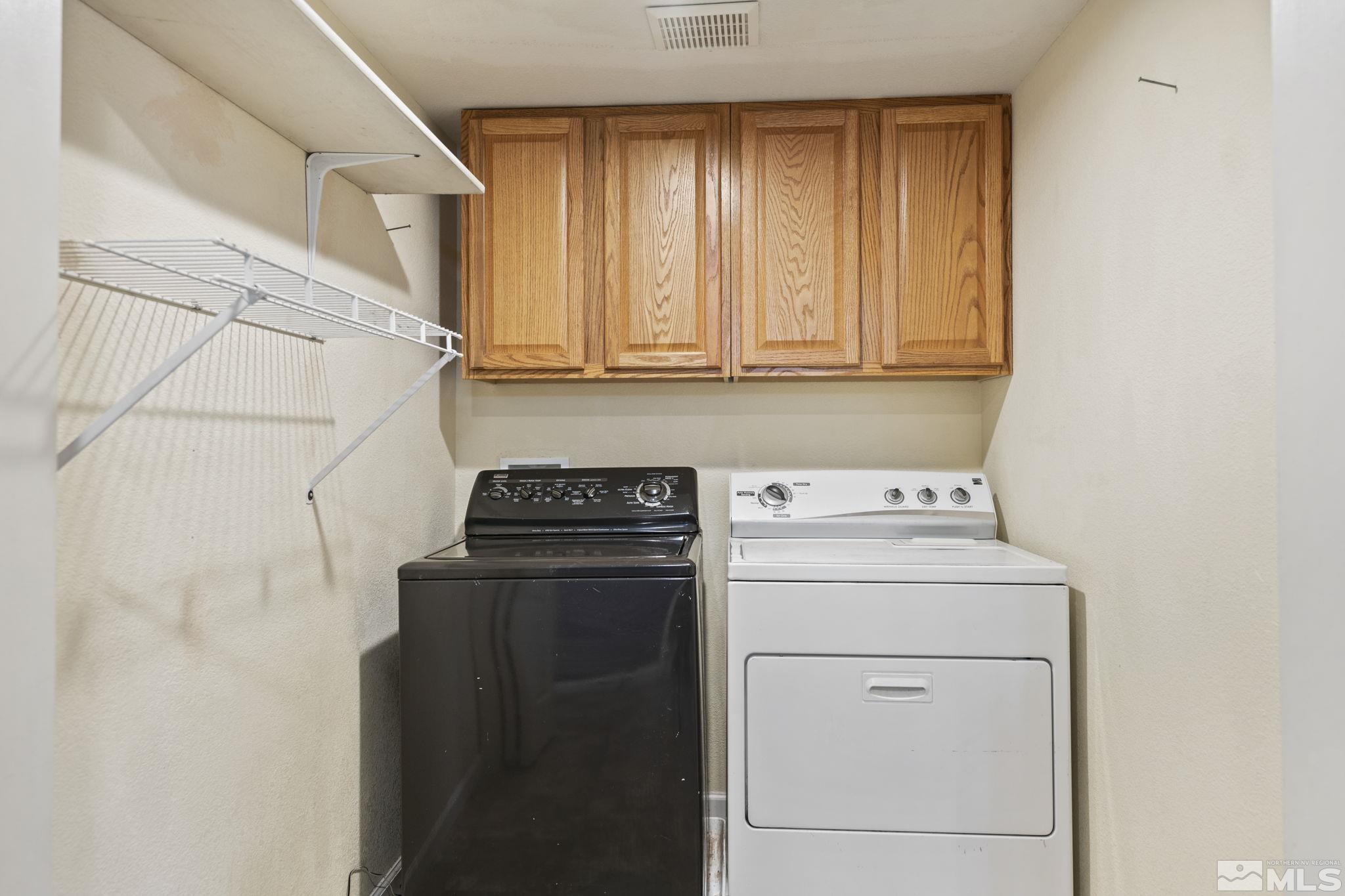 403 Aspen Drive Dayton, NV 89403 - Photo 16 of 36 a utility room with dryer and washer