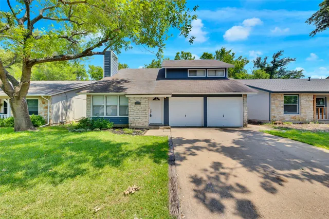 $2,000 | 9731 Meadowheath Drive, Austin, TX 78729