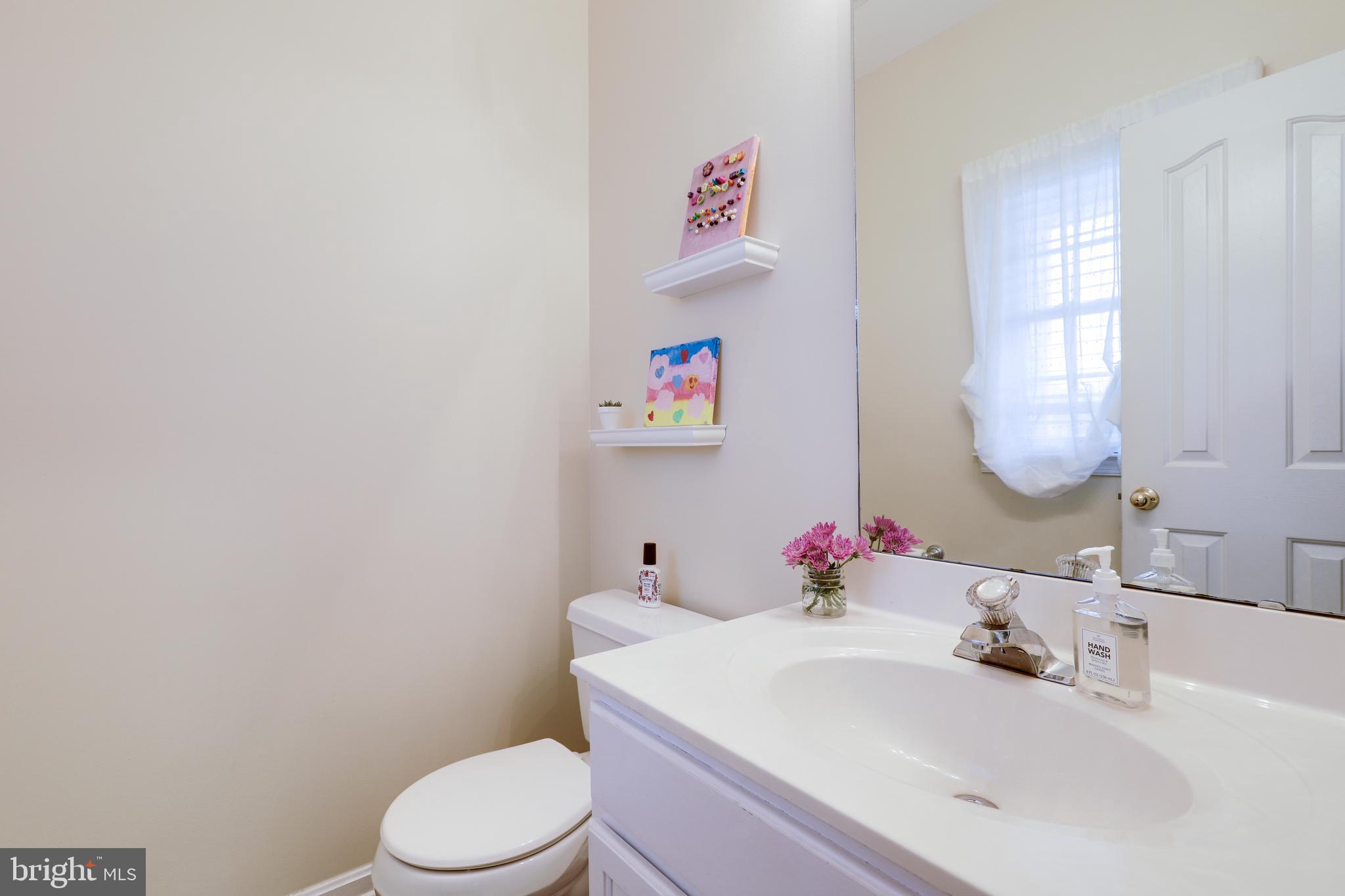 29 Cavalry Ridge Road Fredericksburg, VA 22405 - Photo 17 of 50 Main Level Half Bath