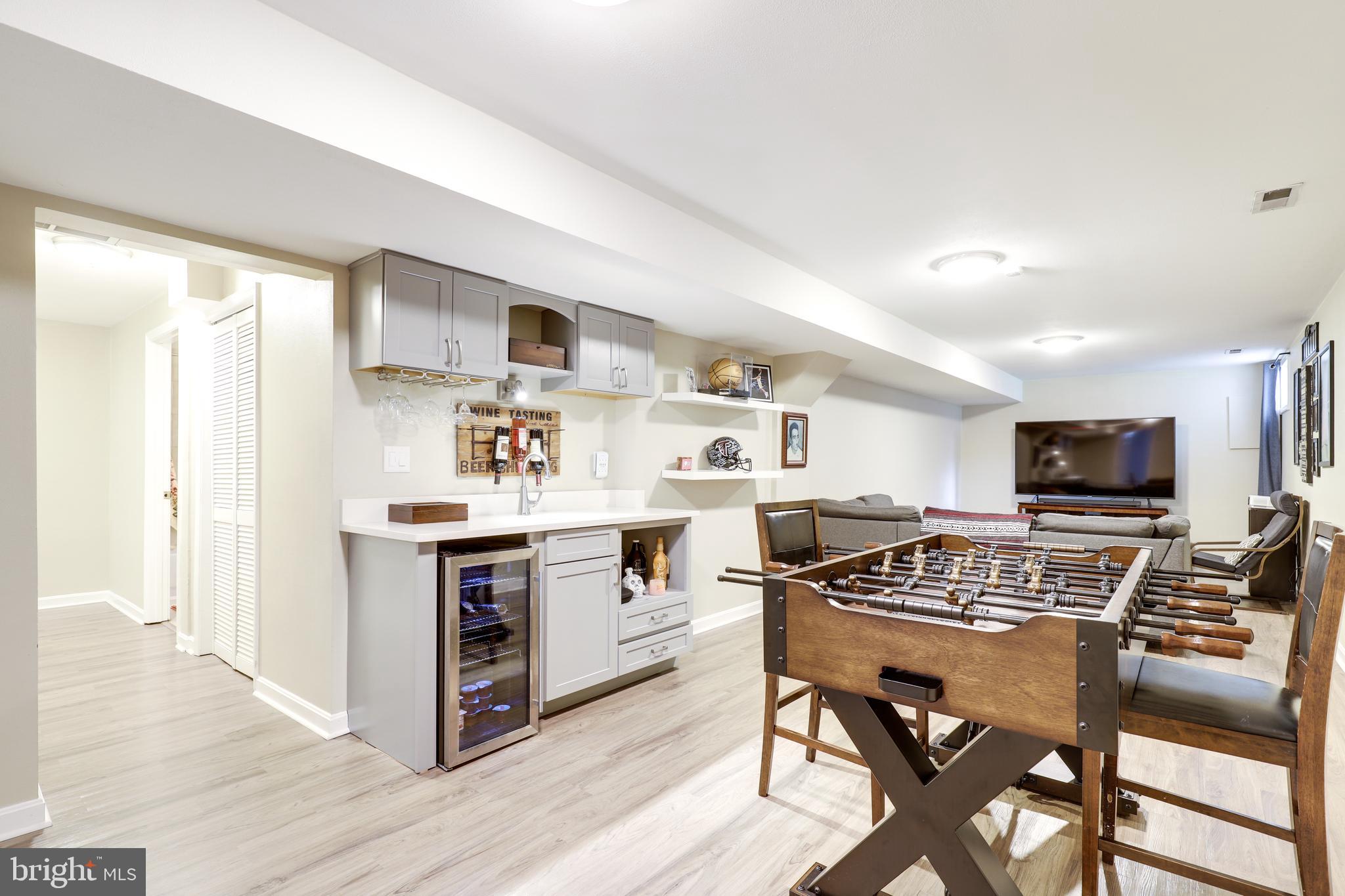 29 Cavalry Ridge Road Fredericksburg, VA 22405 - Photo 35 of 50 Basement Rec Room with Bar