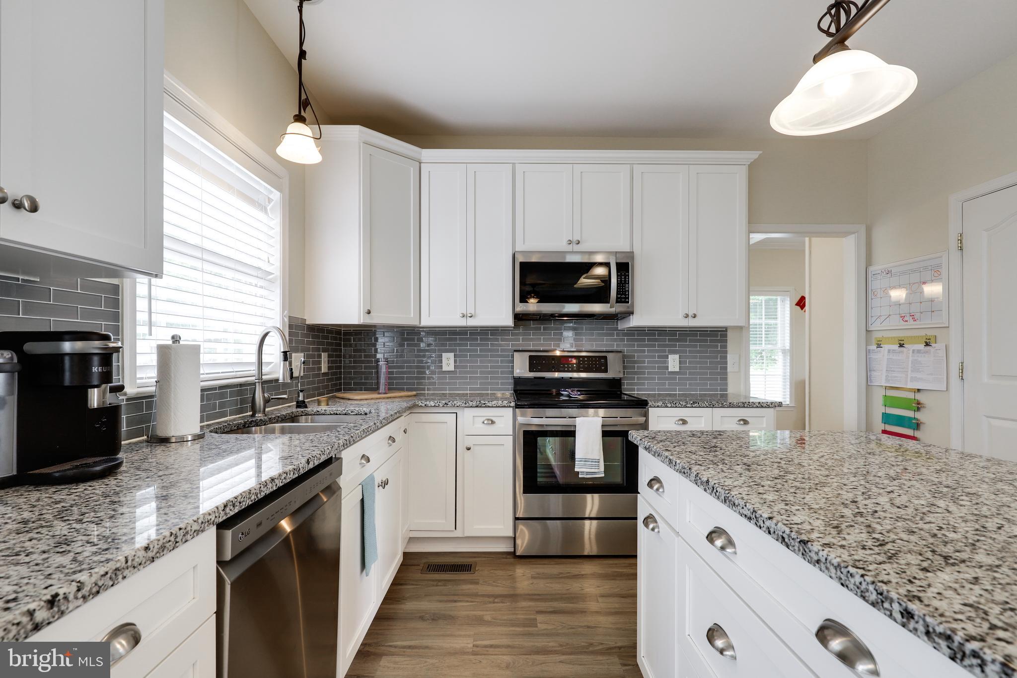 29 Cavalry Ridge Road Fredericksburg, VA 22405 - Photo 9 of 50 Granite Countertops