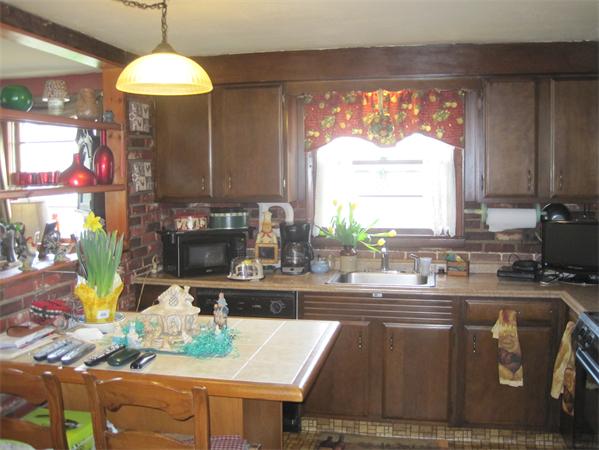 23 Emerson Road Winchester, MA 01890 - Photo 8 of 14 Gallery Image 8