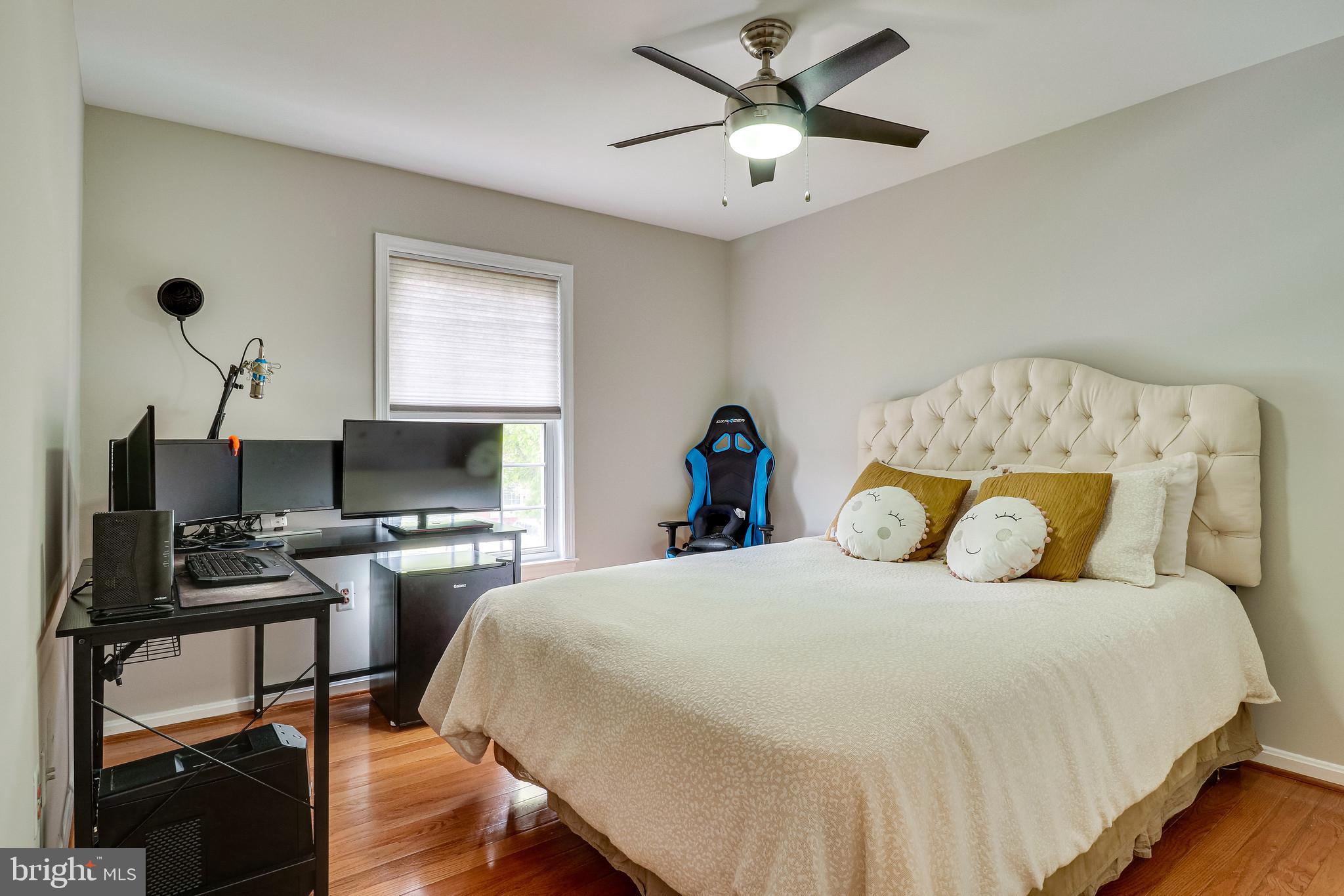 8065 Powderbrook Lane Springfield, VA 22153 - Photo 22 of 37 Gallery Image 22