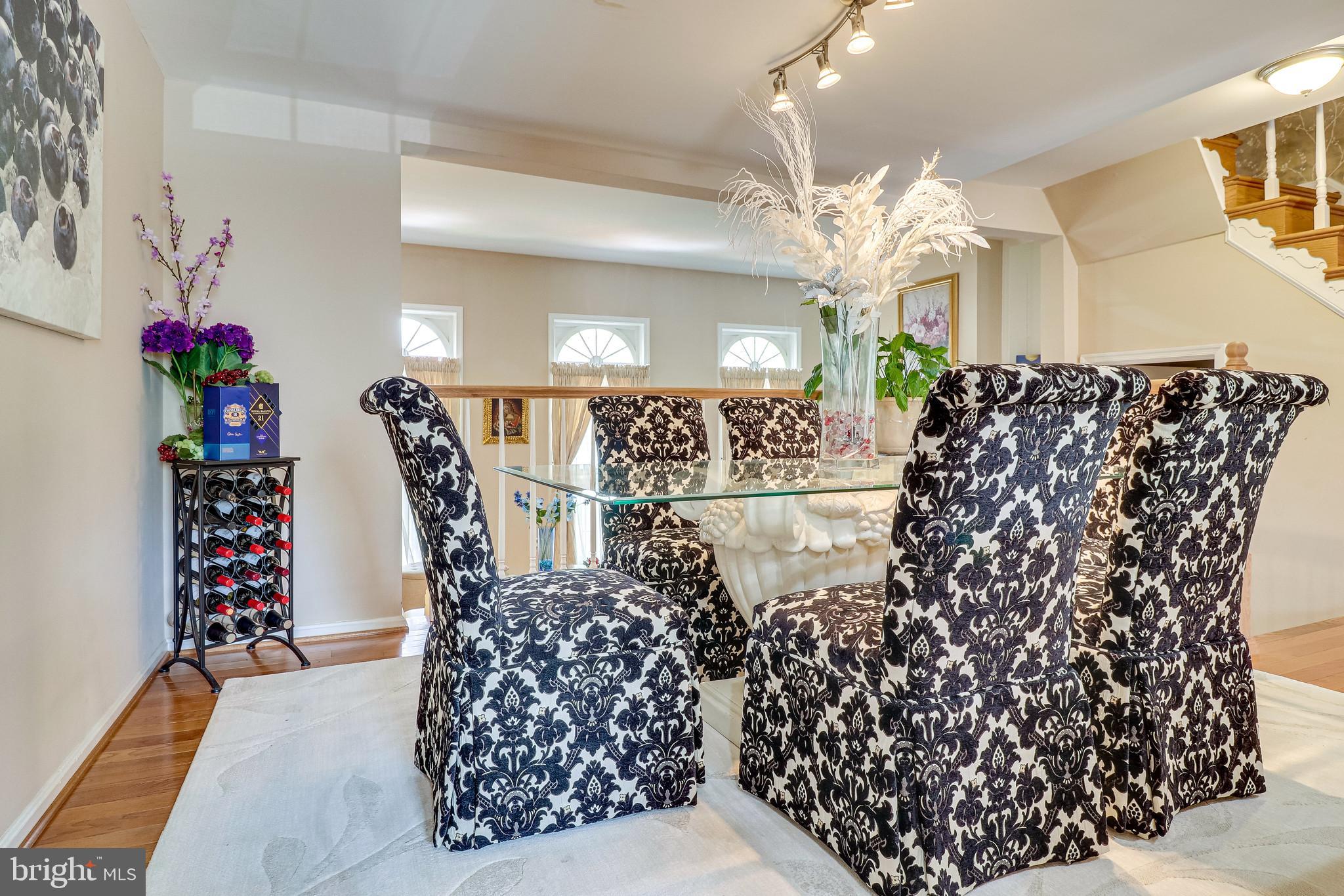 8065 Powderbrook Lane Springfield, VA 22153 - Photo 9 of 37 Gallery Image 9