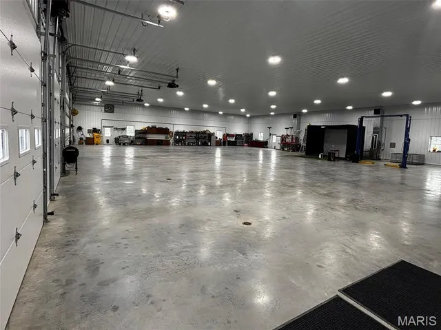 $799,900 | 25371 Audrain Road 808, Mexico, MO 65265