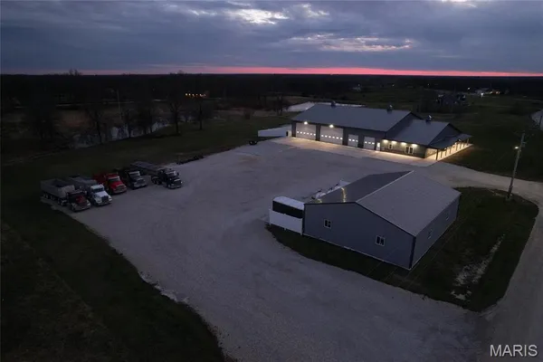 $799,900 | 25371 Audrain Road 808, Mexico, MO 65265