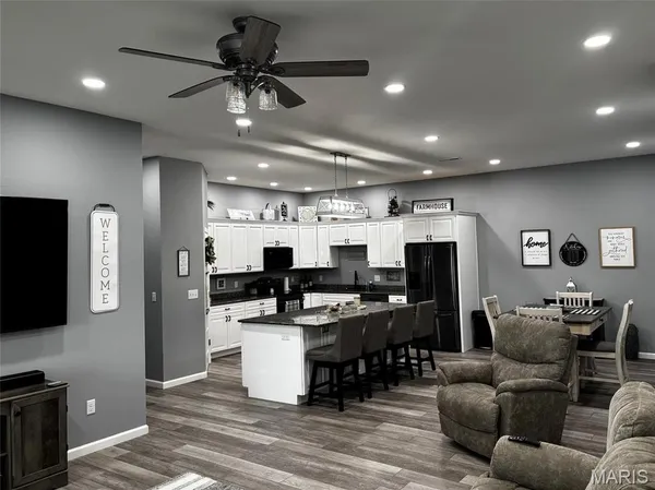$799,900 | 25371 Audrain Road 808, Mexico, MO 65265
