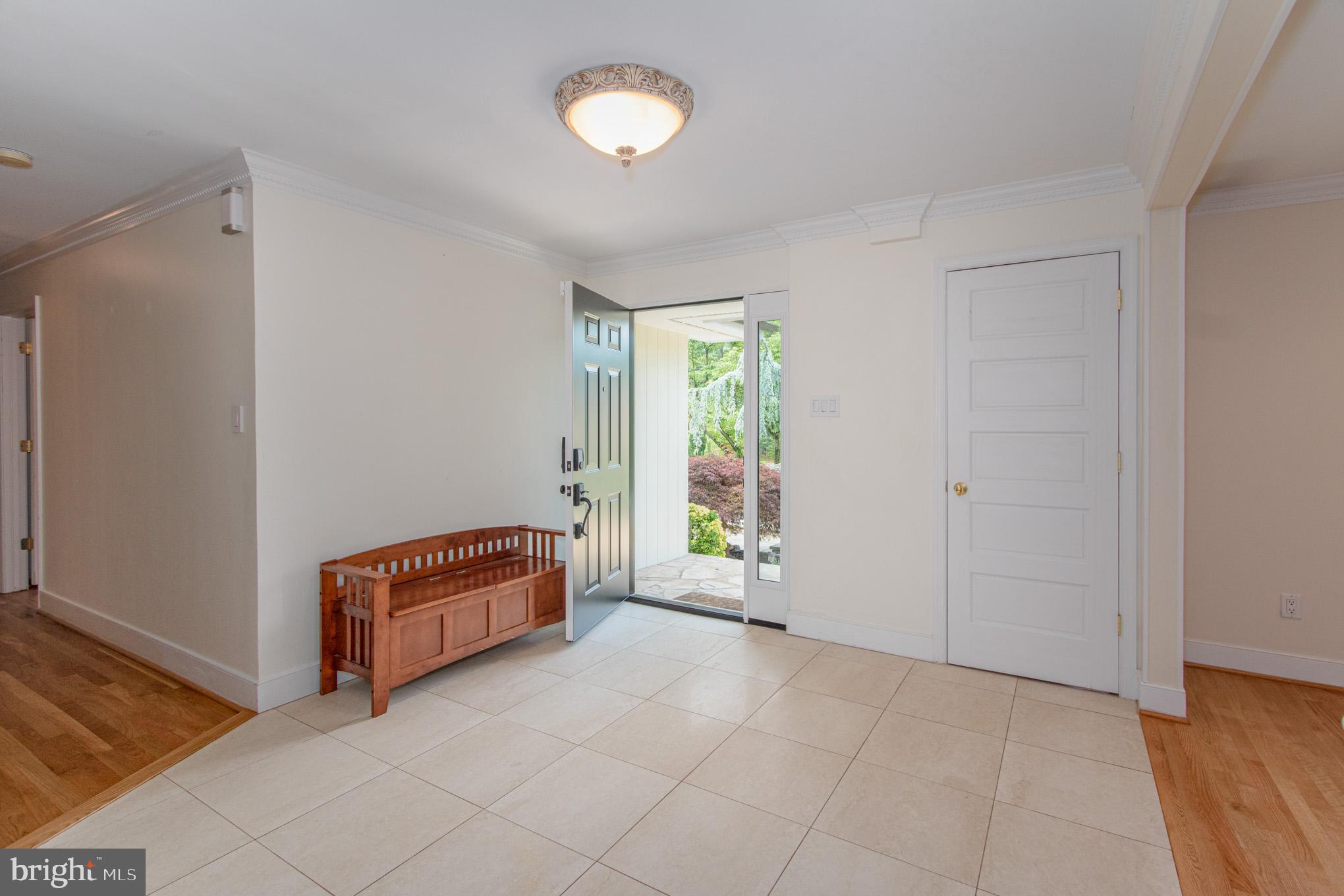 7612 Dwight Drive Bethesda, MD 20817 - Photo 2 of 35