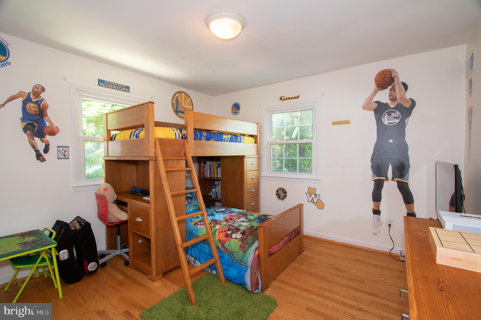 7612 Dwight Drive Bethesda, MD 20817 - Photo 23 of 35