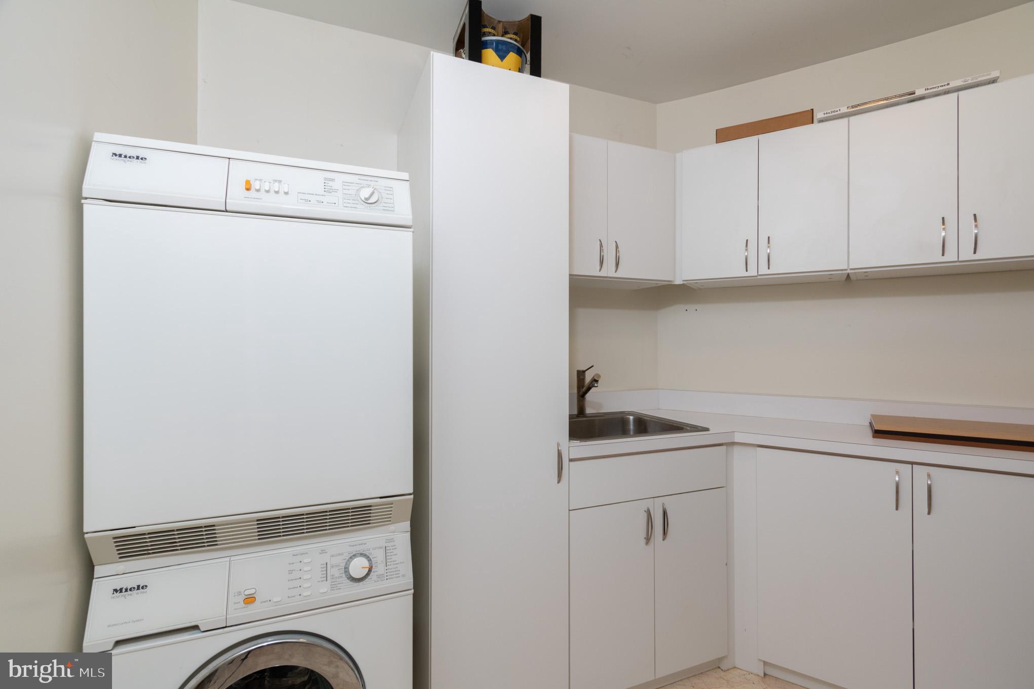 7612 Dwight Drive Bethesda, MD 20817 - Photo 26 of 35 main level laundry