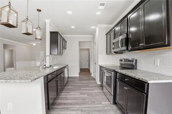 $295,000 | 300 Heritage Drive, Calhoun, GA 30701
