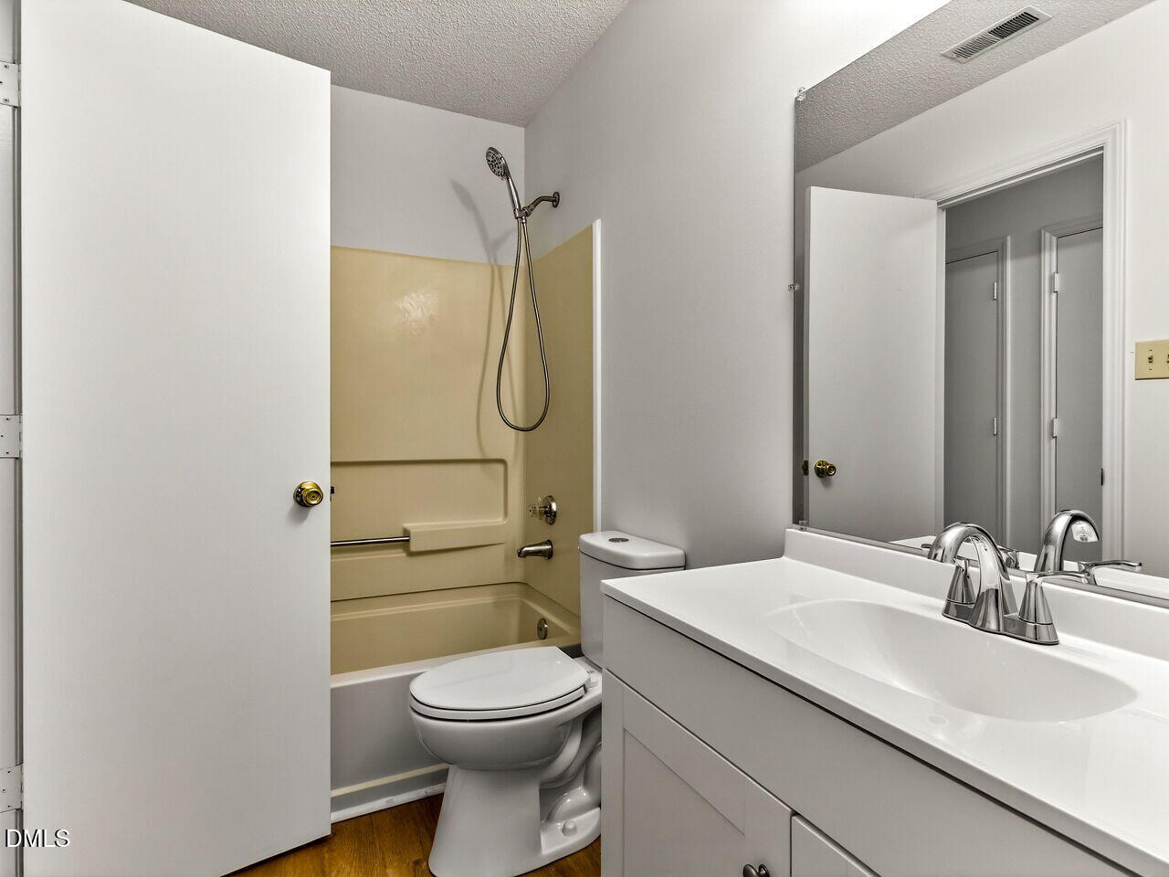 509 Stratton Way Durham, NC 27704 - Photo 16 of 36 012-1280x960-first-floor-master-bathroom