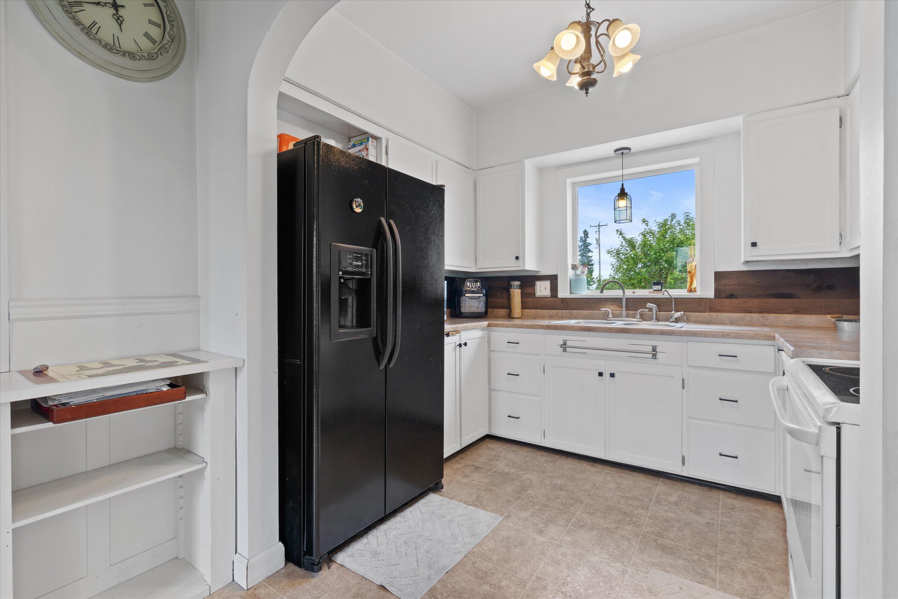 8922 County Highway West Wayne, WI 53010 - Photo 13 of 59 Kitchen
