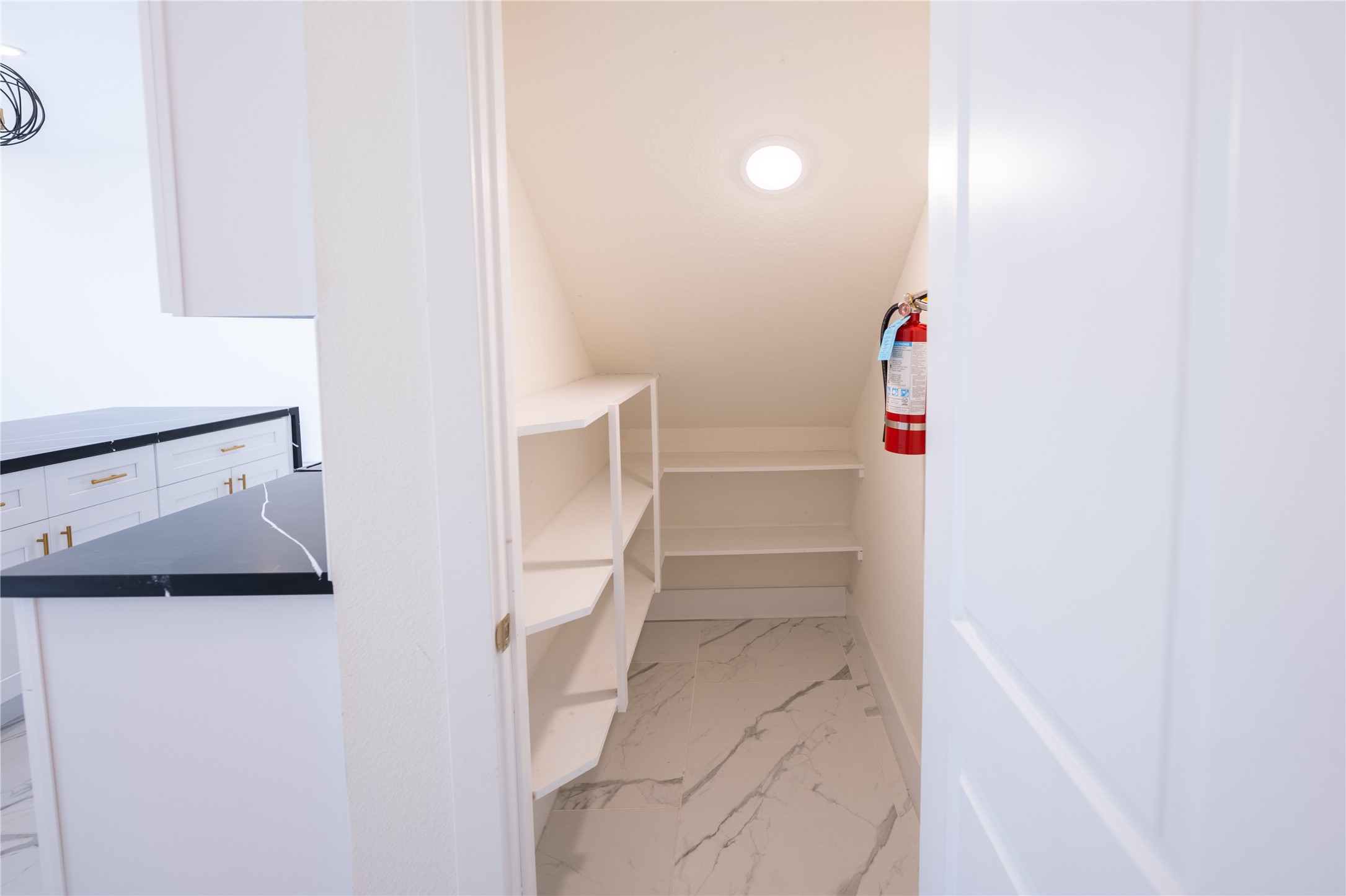 5906 St Augustine Street, Unit C Houston, TX 77021 - Photo 12 of 47 Pantry