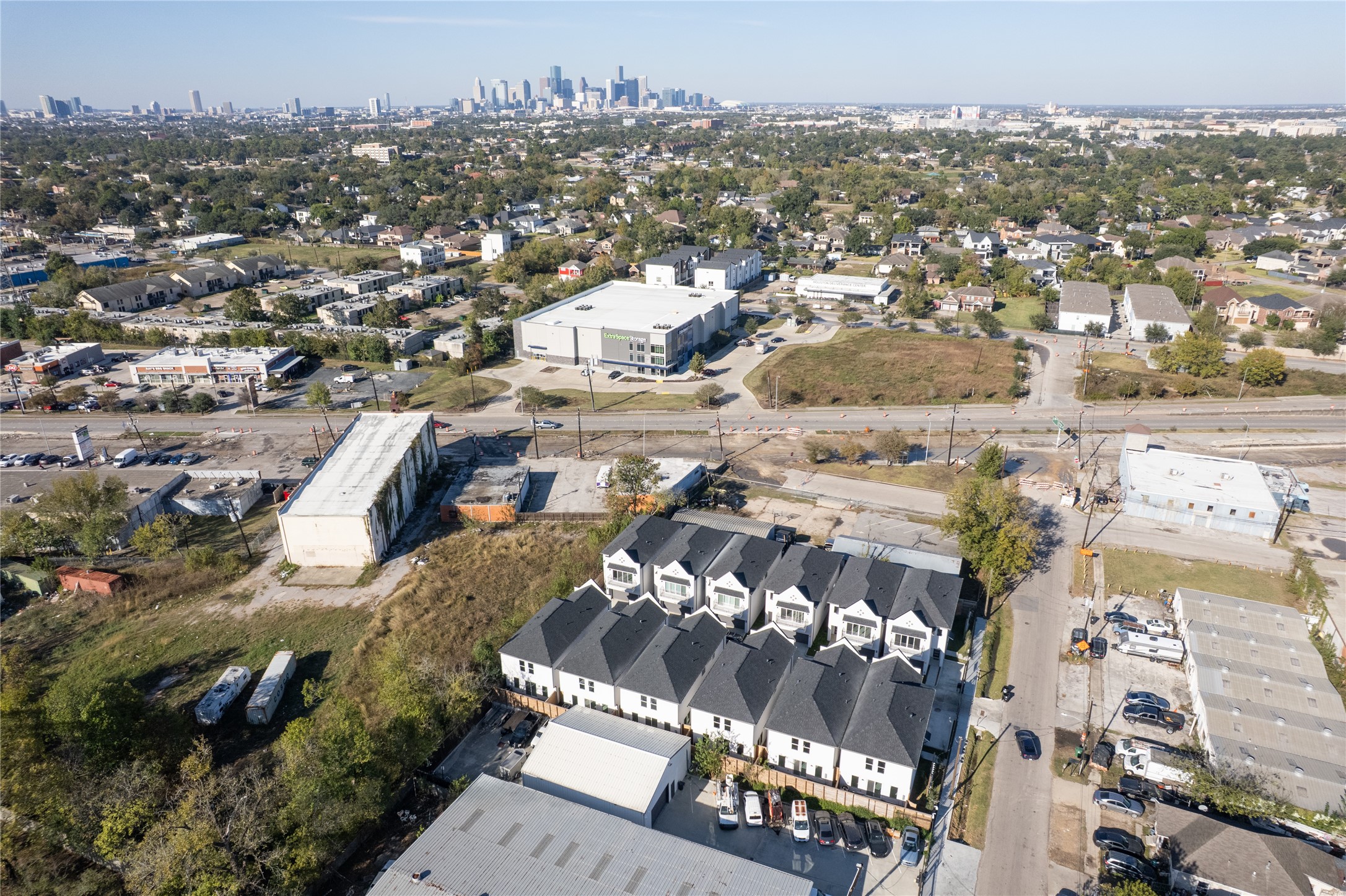 5906 St Augustine Street, Unit C Houston, TX 77021 - Photo 43 of 47